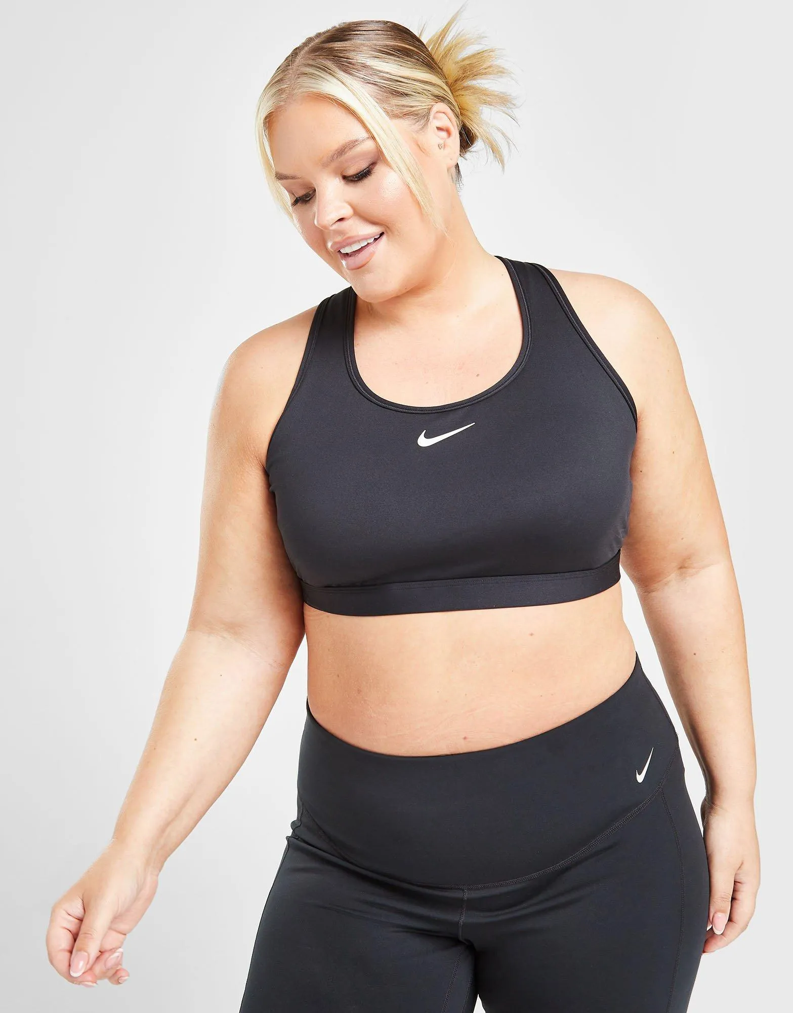 Nike Sujetador Plus Size Swoosh Medium Support