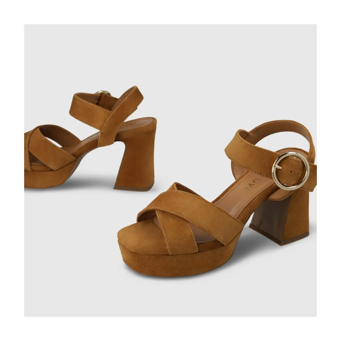 SANDALIAS MARRONES PE4701